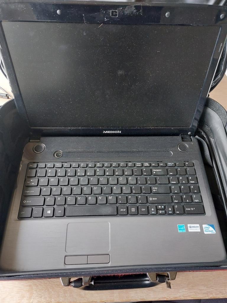 Laptop, Medion Akoya, E6234, Windows 10, 4GB, Pentium, Computers en Software, Windows Laptops, Zo goed als nieuw, 15 inch, 2 tot 3 Ghz