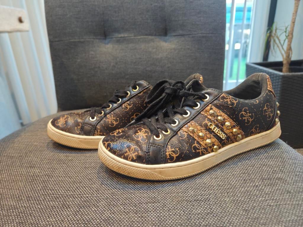 Guess sneakers maat 37, Ophalen of Verzenden, Gedragen
