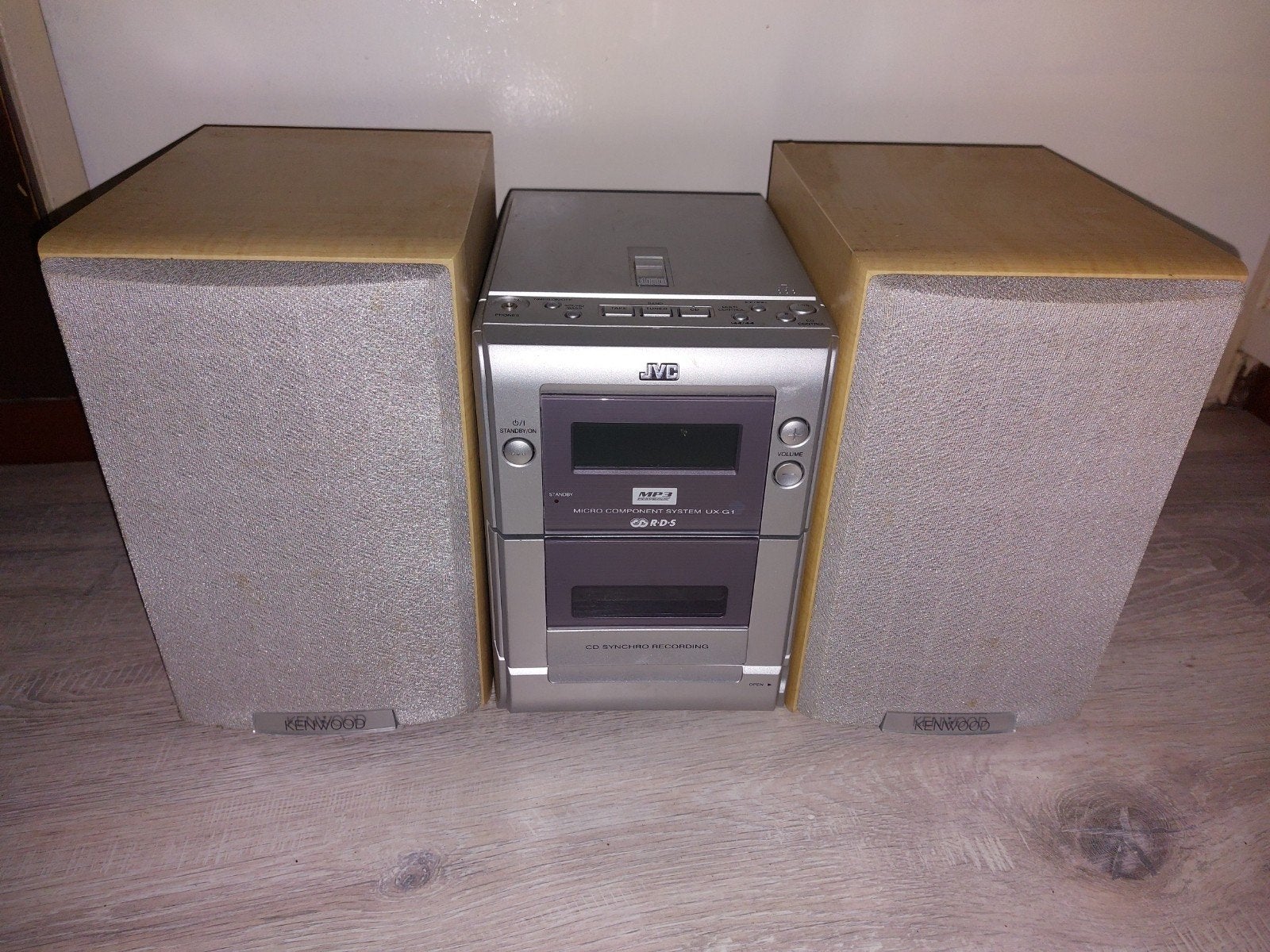 Goedwerkende JVC stereo setje met afstandsbediening., Ophalen, Gebruikt, JVC, MP3-aansluiting