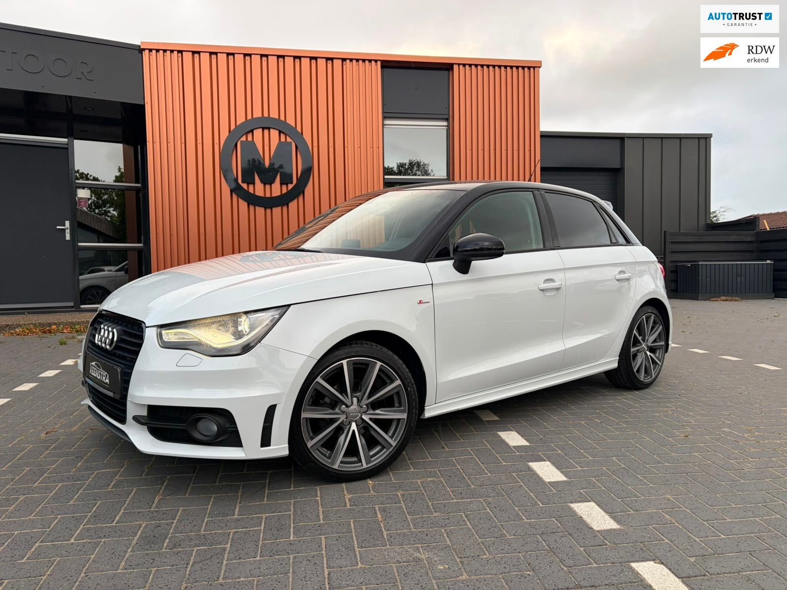 Audi A1 Sportback 1.2 TFSI S-Line Stoelverw/PDC/Clima, Auto's, Voorwielaandrijving, Euro 5, 4 cilinders, 4 stoelen