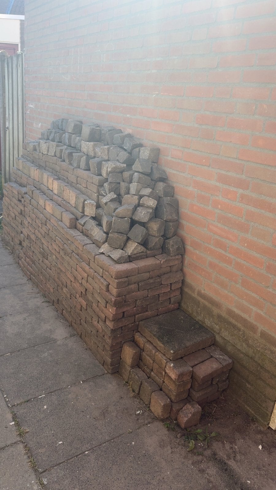 Gratis stenen ophalen - Klinkers en overige typen, Tuin en Terras, Ophalen, Gebruikt, Klinkers, 10 m² of meer
