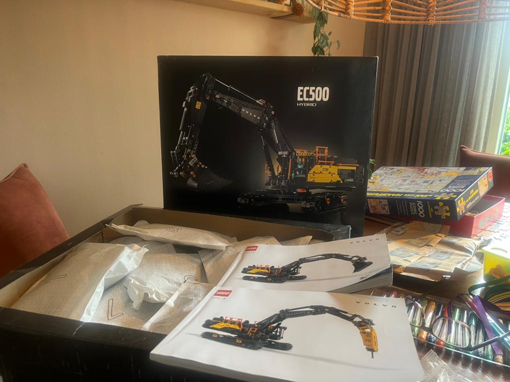 Technisch lego Volvo 42215, Ophalen, Zo goed als nieuw