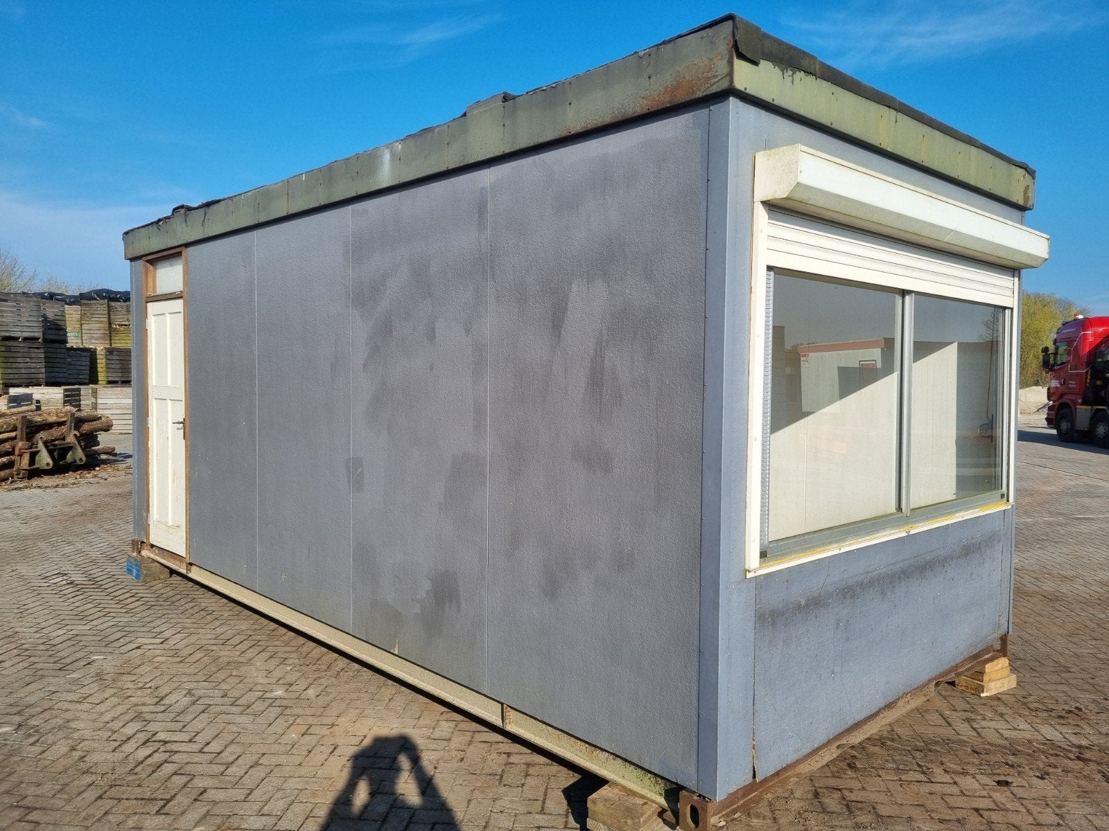 kantoorunit, schaftunit, opslagcontainer, Ophalen
