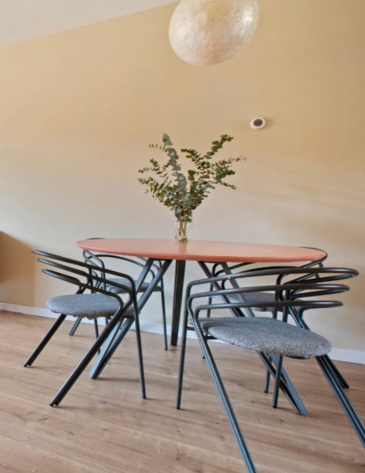Vintage design buis stoelen eetkamer metalen frame, Huis en Inrichting, Ophalen, Gebruikt, Retro design modern, Vier