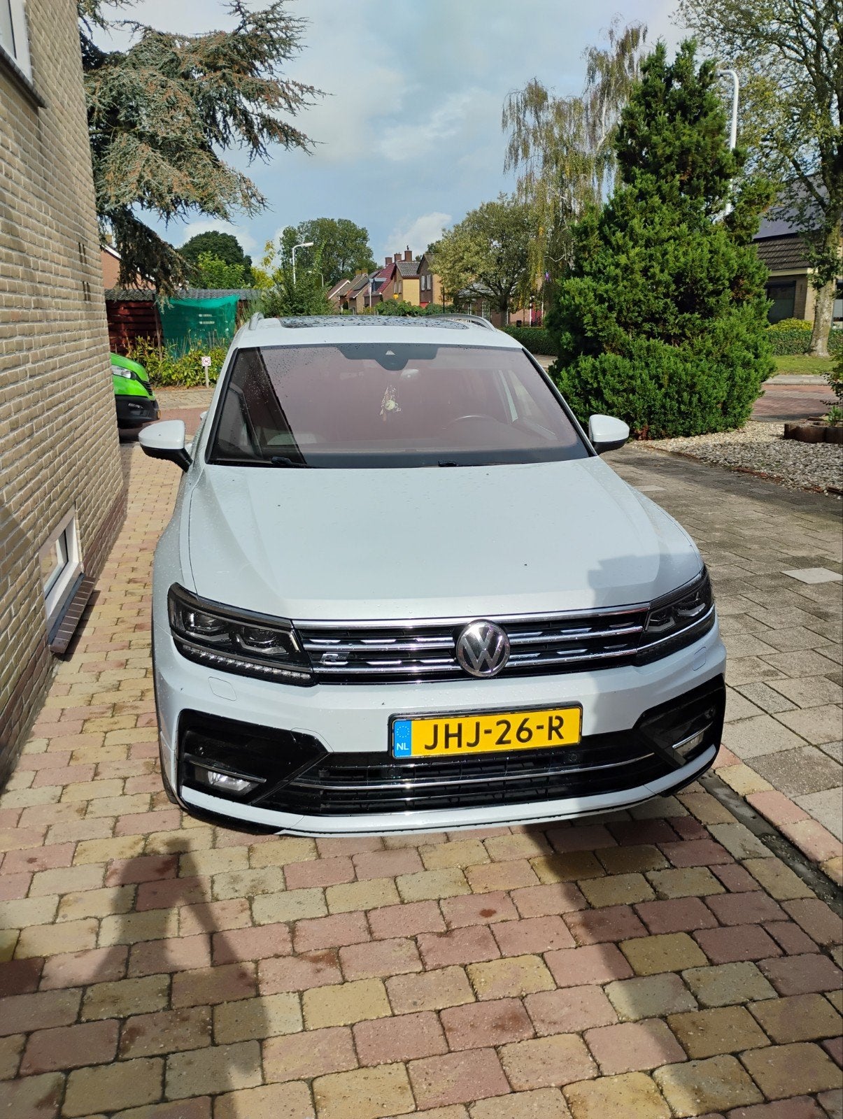 Volkswagen Tiguan 1.4 TSI 150pk 6-DSG 2018 Wit, 15 km/l, 1800 kg, 4 cilinders, 7 stoelen