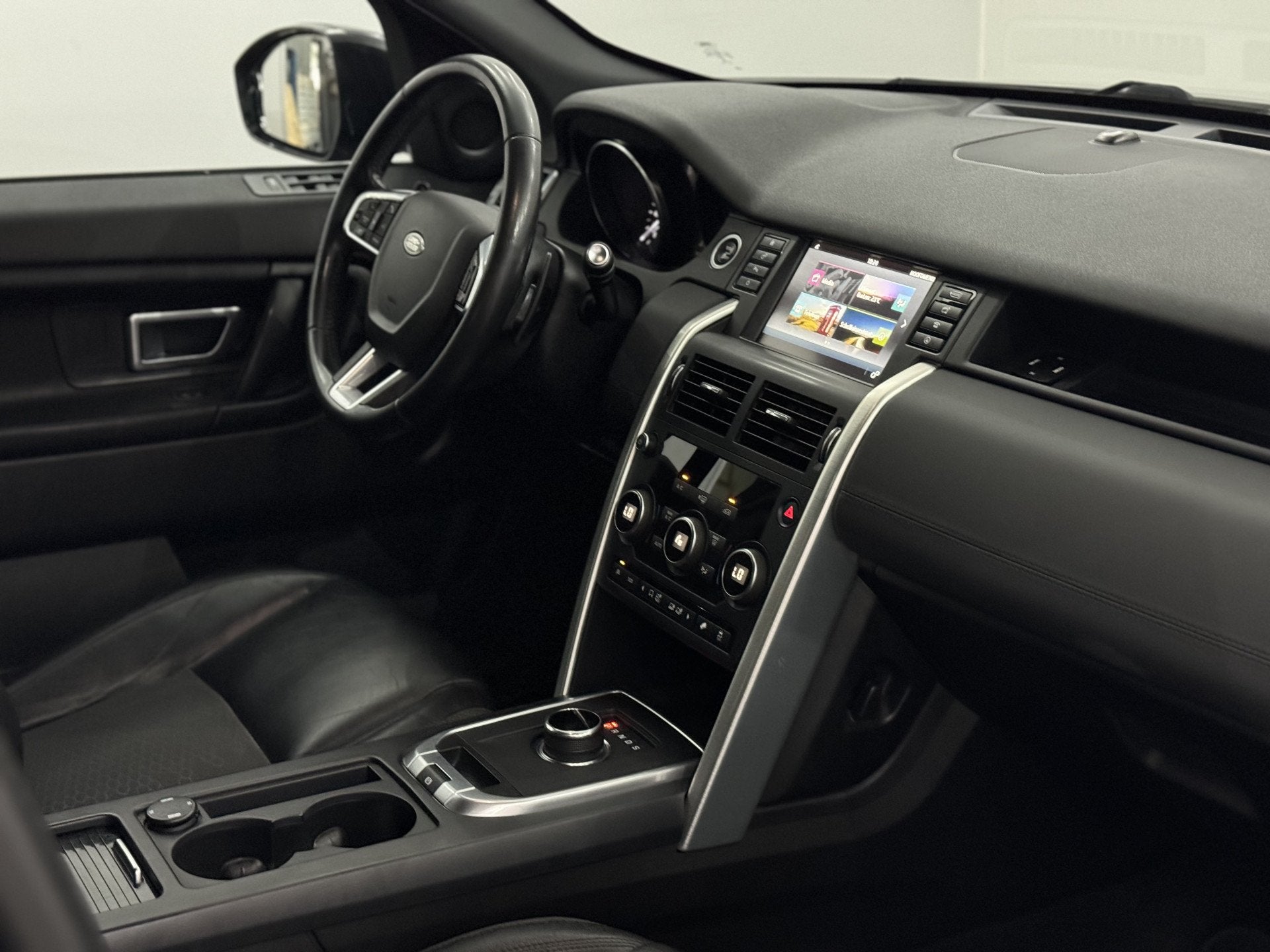 Land Rover Discovery Sport 2.0 TD4 SE Motor is niet goed!, R, Auto's, Bestelauto's, Automaat, Euro 6, 4 cilinders, 150 pk