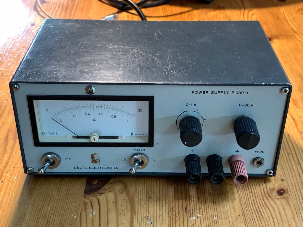 Delta elektronika voeding 030-1 gereviseerd, Ophalen of Verzenden, Gebruikt