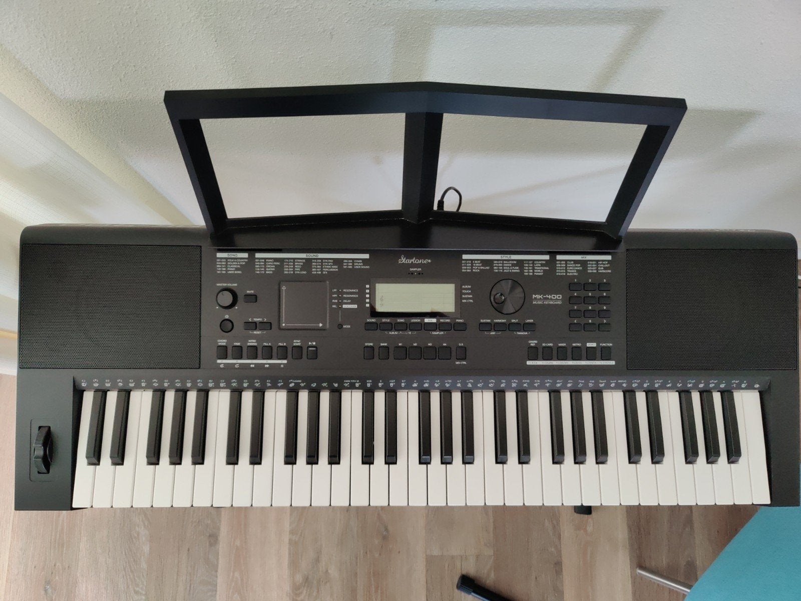 Medeli MK-401 / Startone MK-400 Keyboard met sustainpedal!, 61 toetsen, Ophalen of Verzenden, Medeli, Aanslaggevoelig