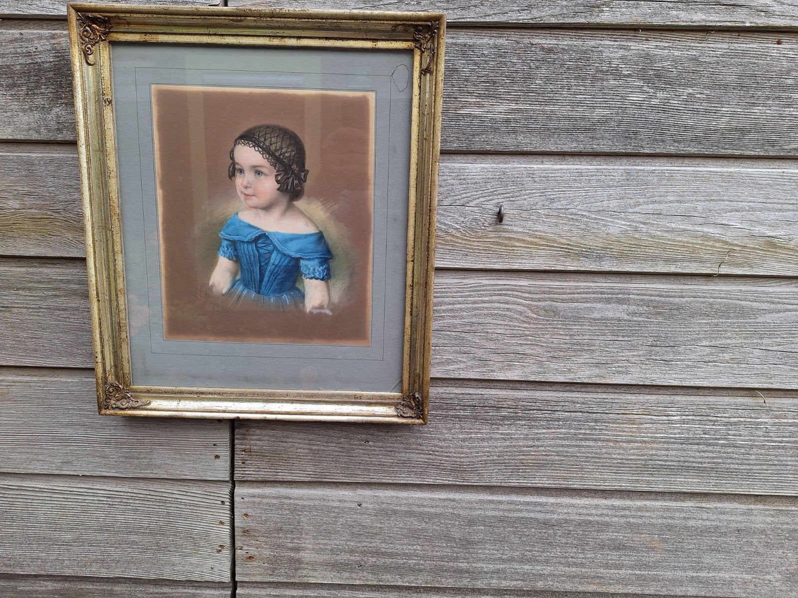 Antiek pastelportret van een meisje, gesigneerd en gedateerd, Bijzondere lijst, Portret of Personen, Ophalen of Verzenden, Klassiek