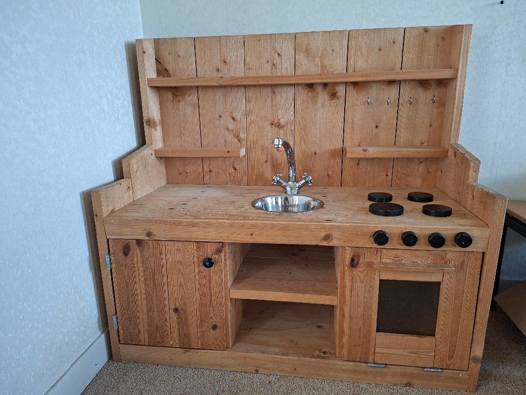 Kinderkeuken stijgerhout, Kinderen en Baby's, Speelgoed | Speelkeukens, Ophalen, Gebruikt, Hout, Speelkeuken