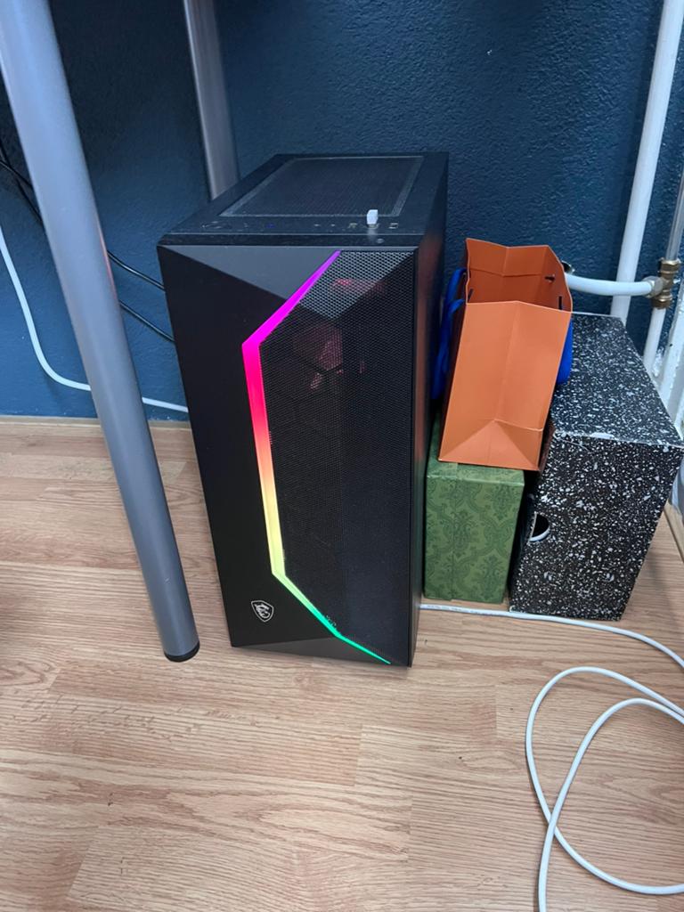 Custom Game pc I5 10400F,1650TI verlichting, glazen zijwand, Ophalen, Zo goed als nieuw