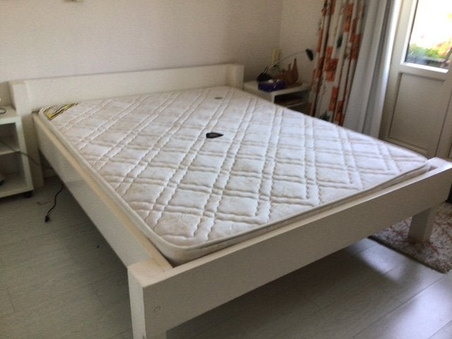 bed 160x200 matras en accessoires, Huis en Inrichting, Slaapkamer | Bedden, Ophalen, Gebruikt, Wit, Tweepersoons