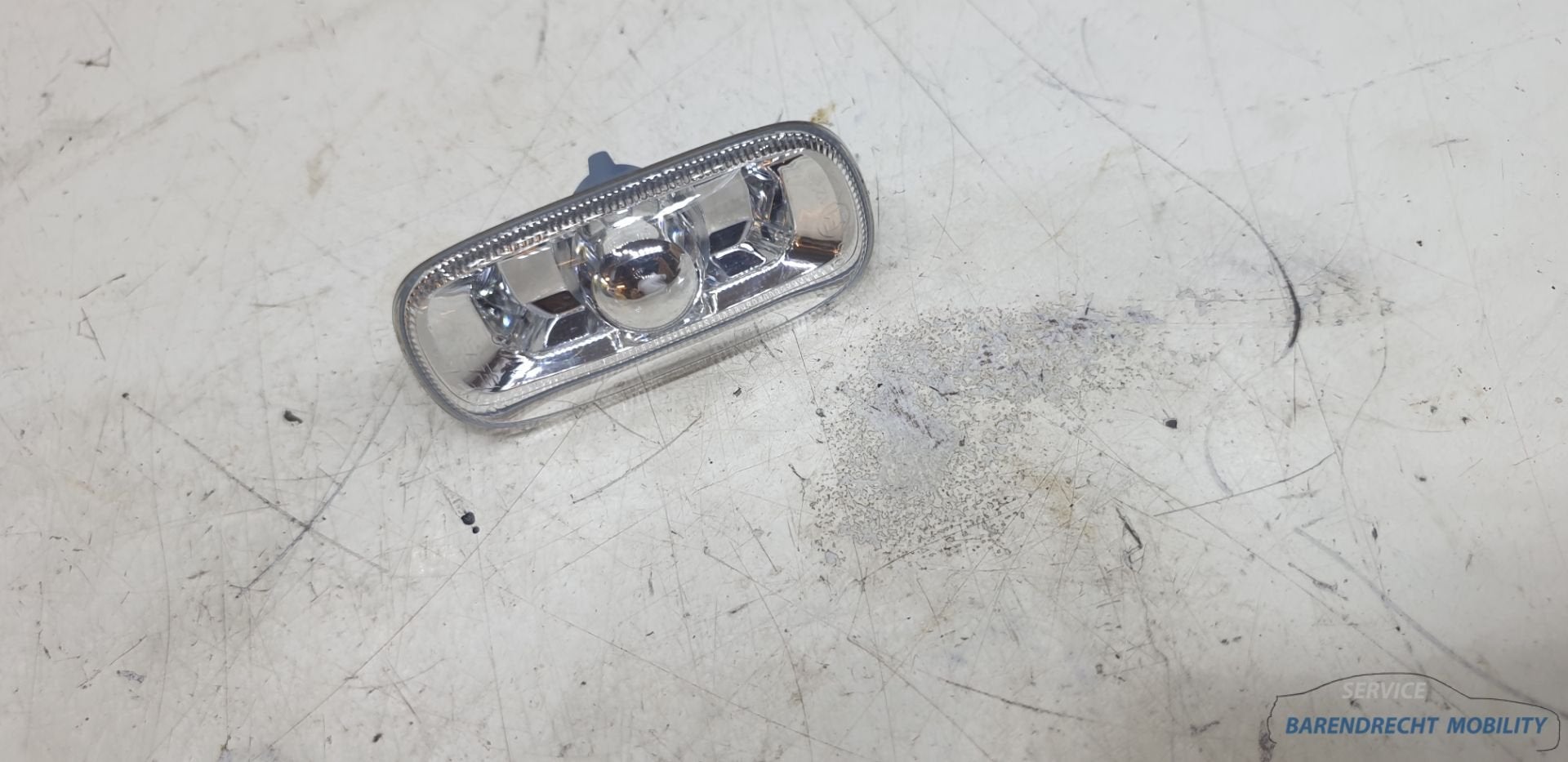 Zijknipperlicht Audi A4 B7 spatbord zijscherm origineel gebr, Auto-onderdelen, Gebruikt, AUDI AG, Auto-Union-Strasse 1
85045  Ingolstadt, DE