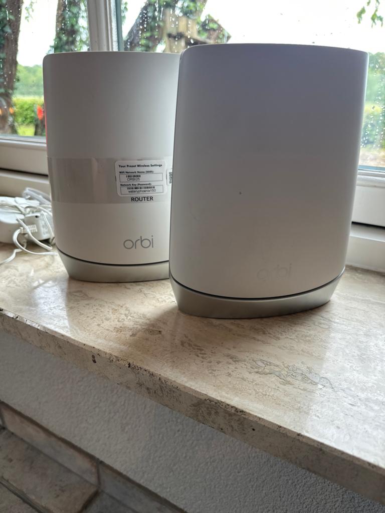 Netgear Orbi RBR750 WiFi 6 Router Systeem (2 stuks), Computers en Software, Ophalen of Verzenden, Zo goed als nieuw, Router