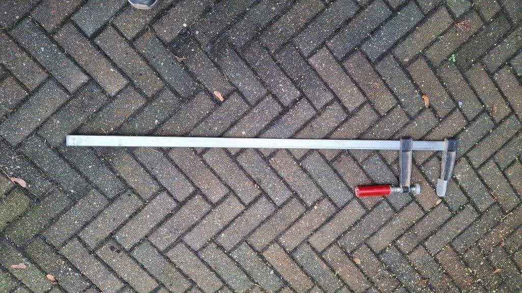 8 stuks lijmtangen 1 meter lang, Ophalen, Zo goed als nieuw, Klem, Overige merken