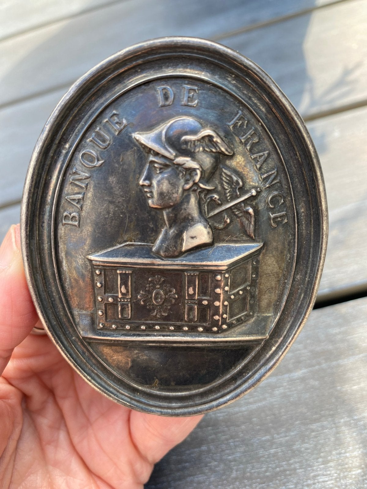 Antieke Banque de France beroeps insigne A.M. & Cie Paris, Ophalen of Verzenden, Zilver, Buitenland