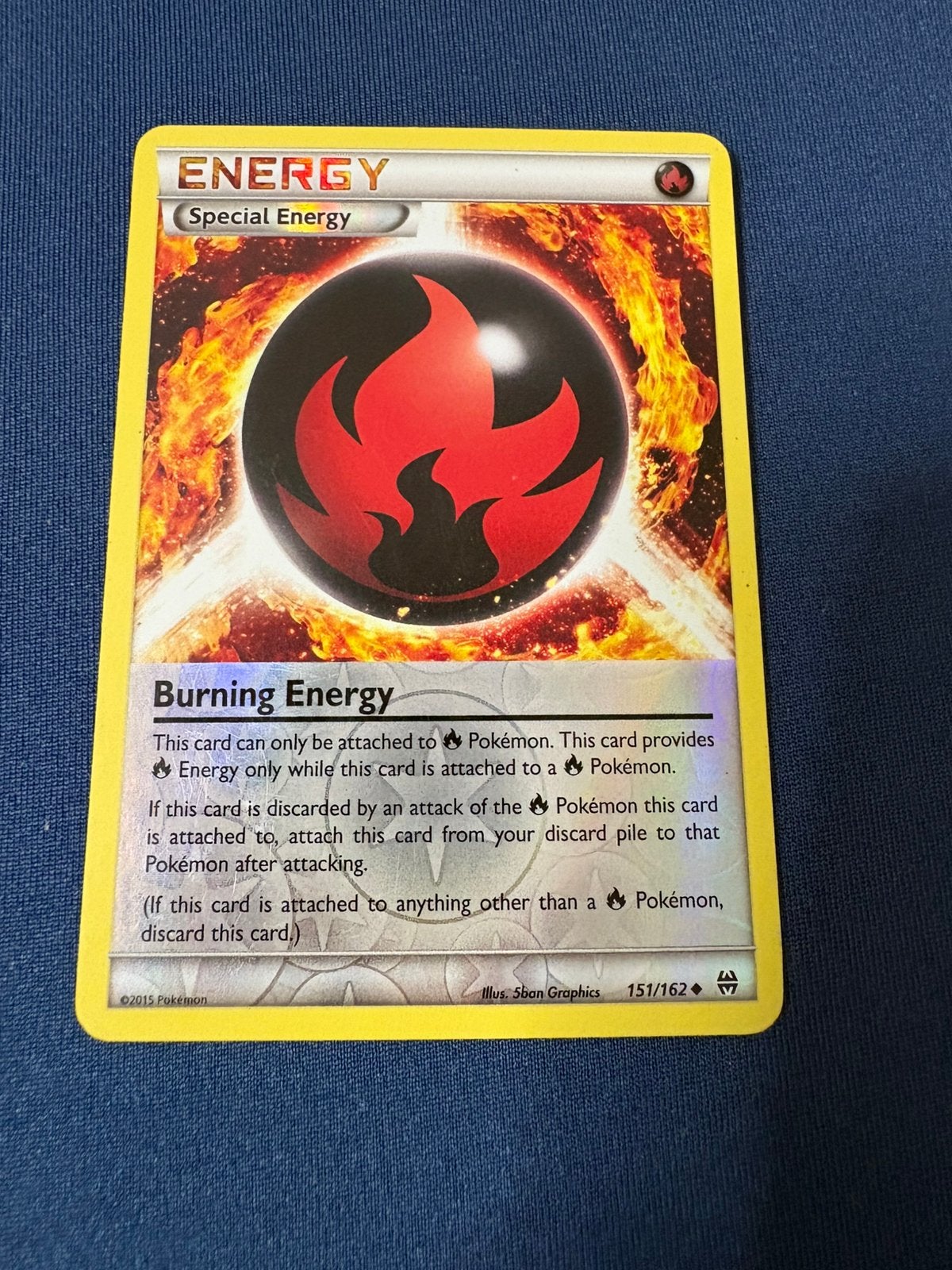Pokémon Burning Energy 151/162 Reverse Holo – BREAKthrough, Ophalen of Verzenden, Zo goed als nieuw, Losse kaart