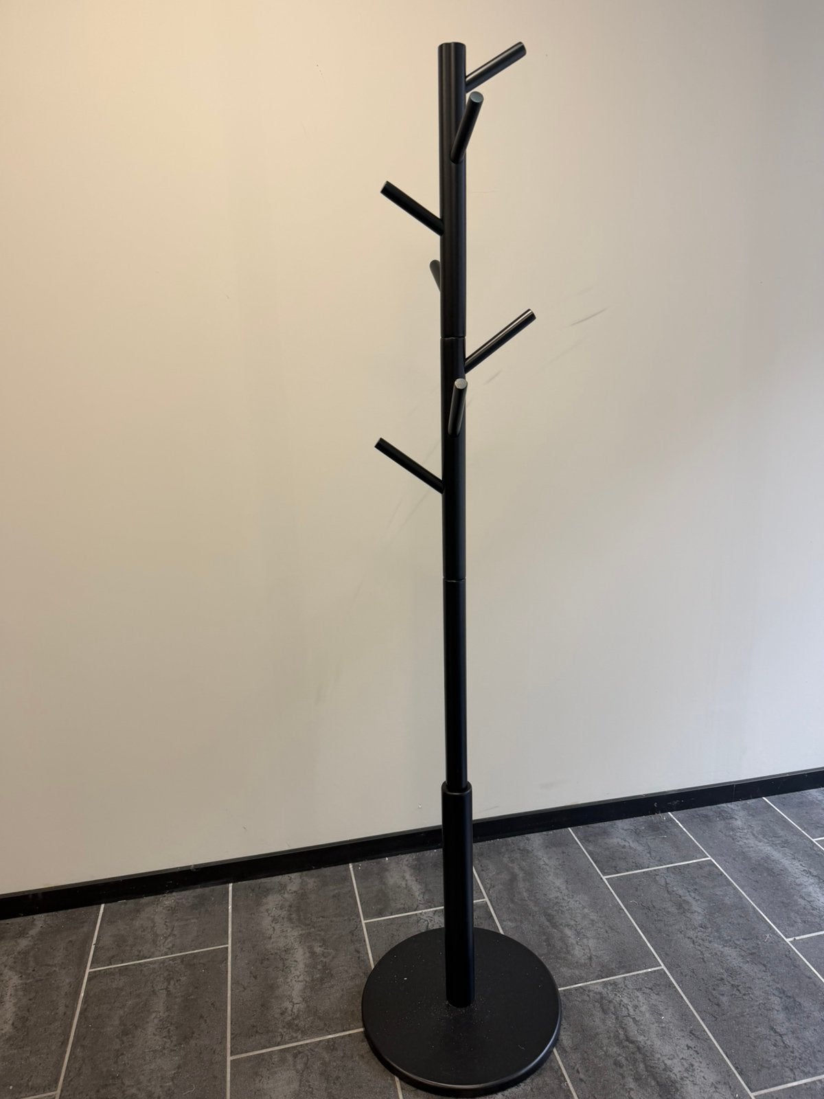 Kapstok zwart, Wandkapstok, Ophalen of Verzenden, Zo goed als nieuw, Minder dan 100 cm