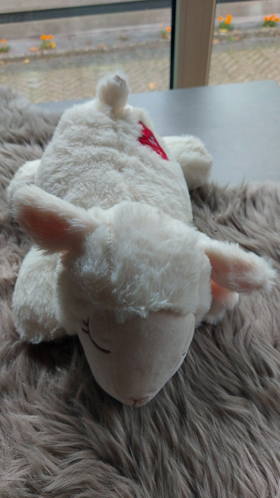 Schattig wit lammetje knuffel met hartslag, Overige merken, Overige typen, Ophalen of Verzenden, Zo goed als nieuw