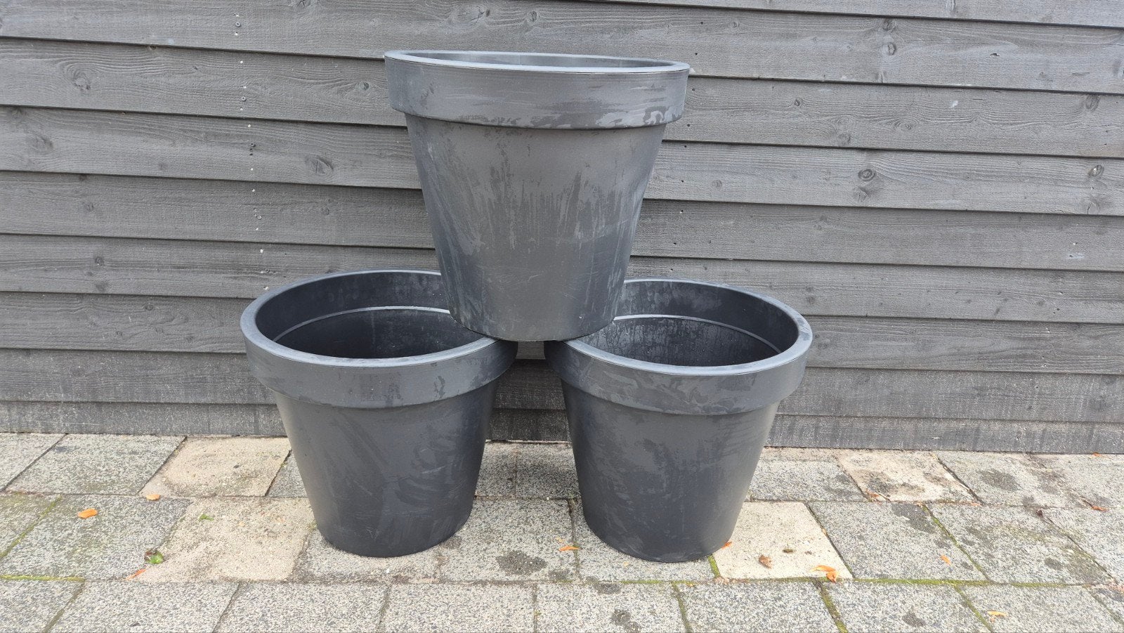 3x Grote grijze bloempotten van kunststof, Tuin en Terras, Bloempotten, 25 tot 40 cm, Kunststof, Gebruikt, Rond