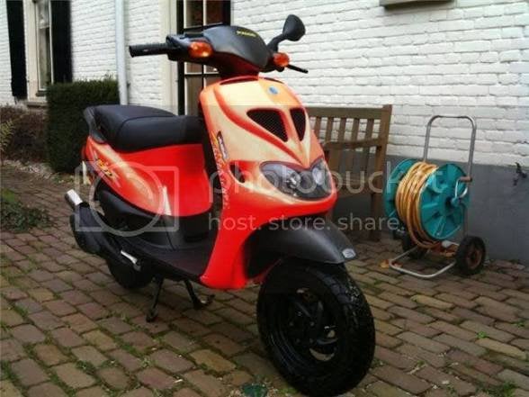 GEZOCHT piaggio zip sp 98, Ophalen