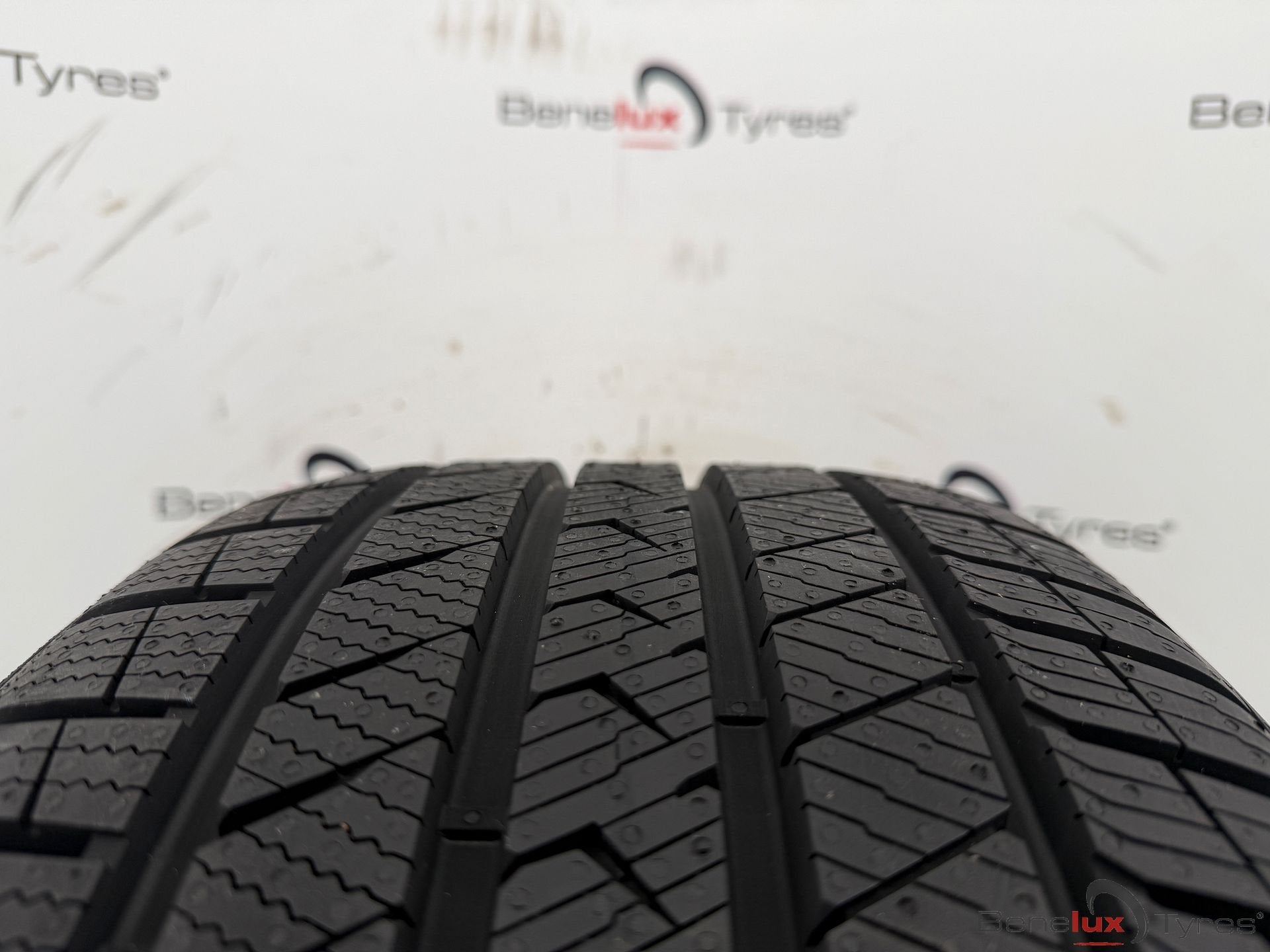 all-season 235/35R19 Vredestein 235/35 R19 235/35/19 2353519, -, -, Nieuw, 235 mm