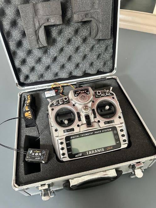 Frsky x9d 2.4 zender, 8kan. ontvanger + telemetry gps module, Ophalen of Verzenden, Zo goed als nieuw