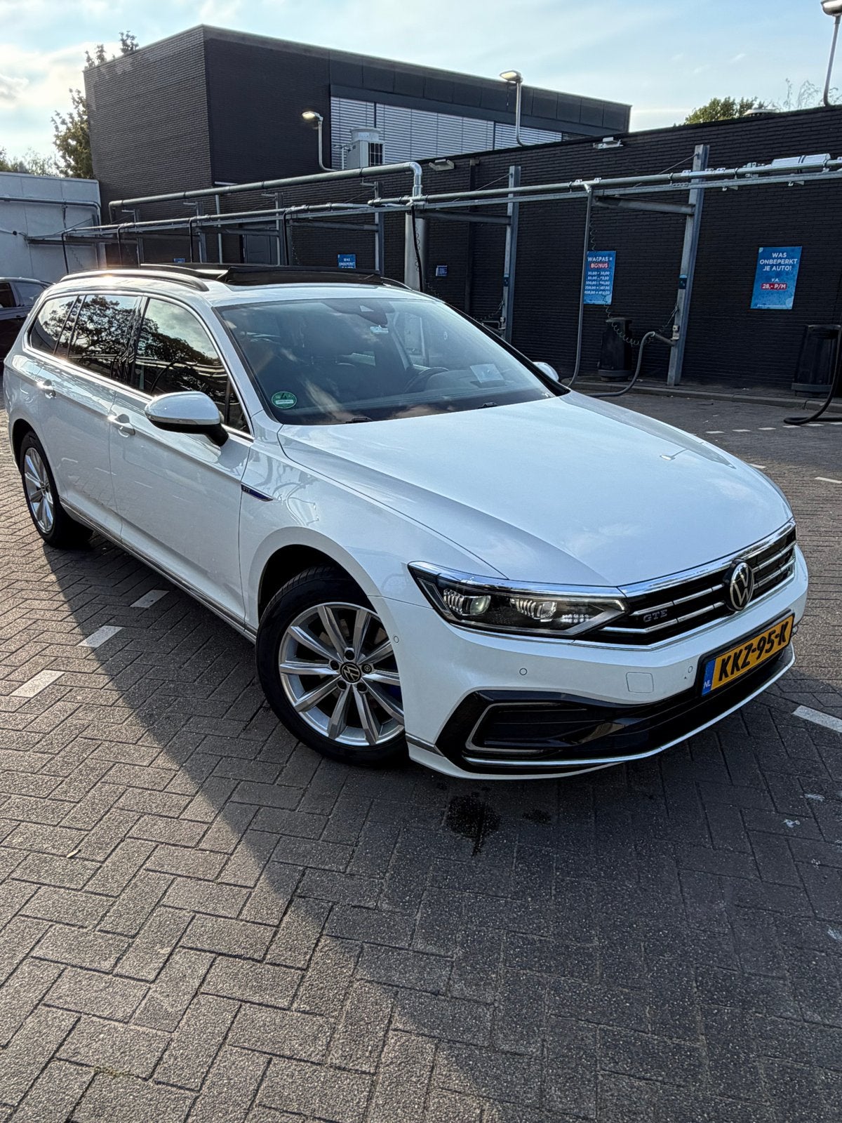 Volkswagen Passat 1.4 TSI Phev 218pk 6-DSG 2021 Wit, Auto's, Volkswagen, Wit, Plug-in hybride, Geïmporteerd, Te koop
