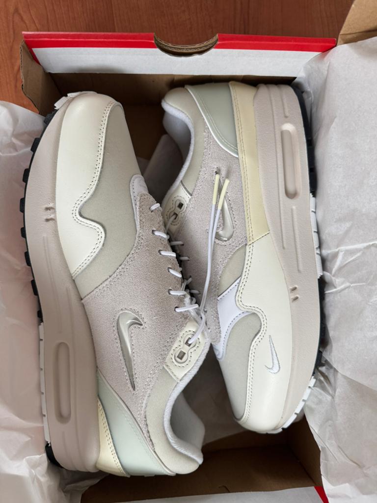 Nike Air Max 1 Hangul Day - 42,5, Ophalen of Verzenden, Nieuw, Overige kleuren, Sneakers of Gympen