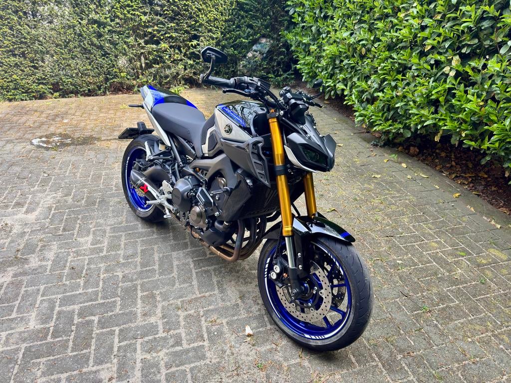 Yamaha MT-09 SP | Origineel NL | Full Akra uitlaat, Motoren, Motorrijbewijs A, Gebruikt, 3 cilinders, Meer dan 35 kW