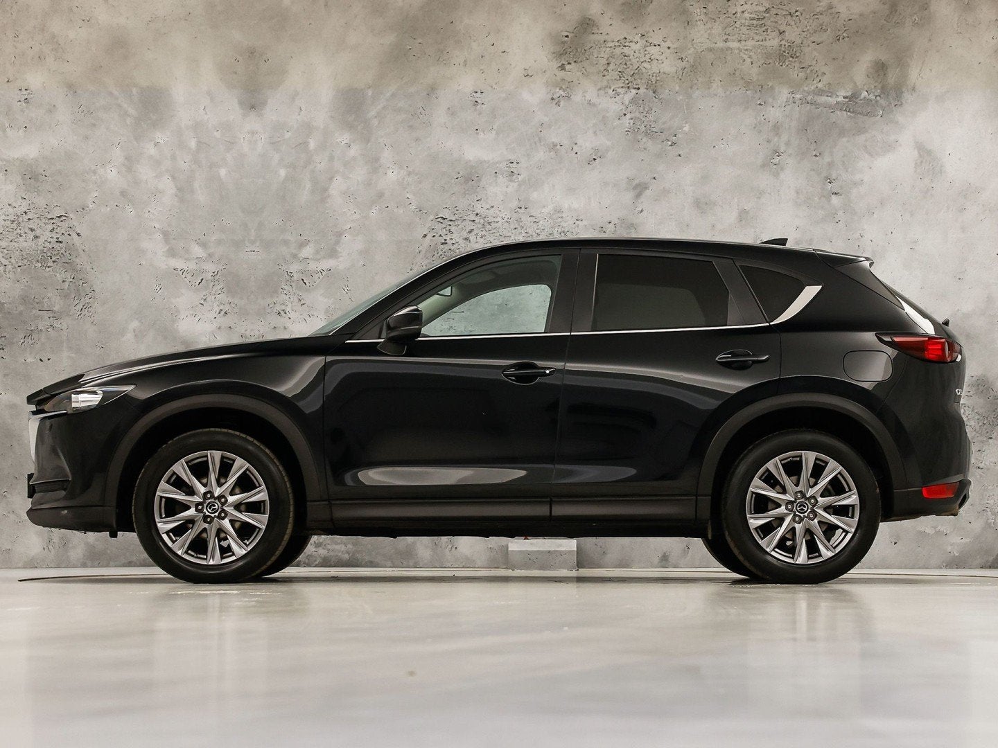 Foto 2 van Mazda CX-5 2.0 SkyActiv-G 165 Luxury Sport 165Pk Automaat (A