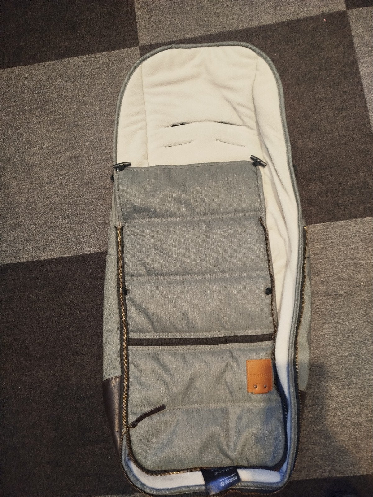 Mutsy voetenzak - Zo goed als nieuw, Ophalen of Verzenden, Zo goed als nieuw, Kinderwagen, Mutsy