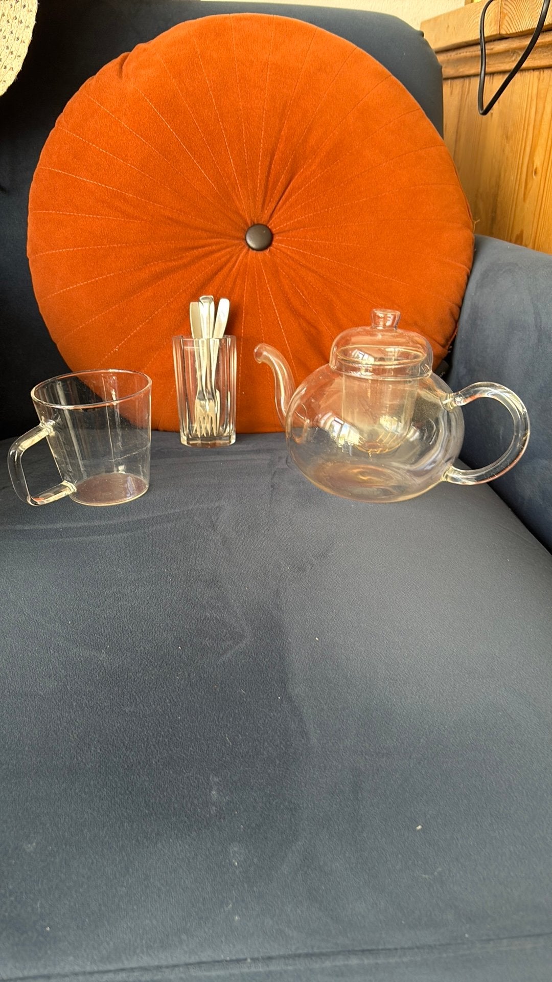 Glazen theepotje met oud glas, voor lepeltjes of vorken., Huis en Inrichting, Keuken | Keukenbenodigdheden, Overige typen, Ophalen
