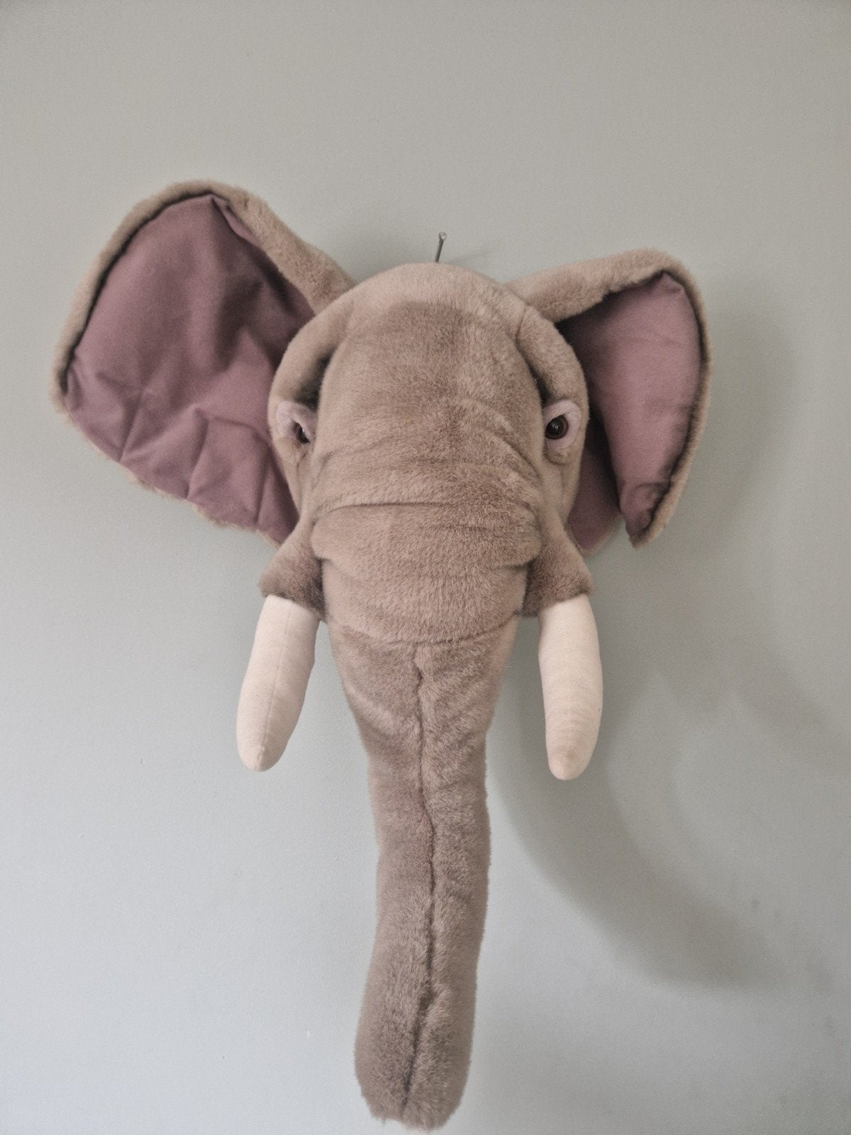 Pluche olifant en giraf wanddecoratie, Ophalen, Gebruikt, Overige stijlen, Grijs