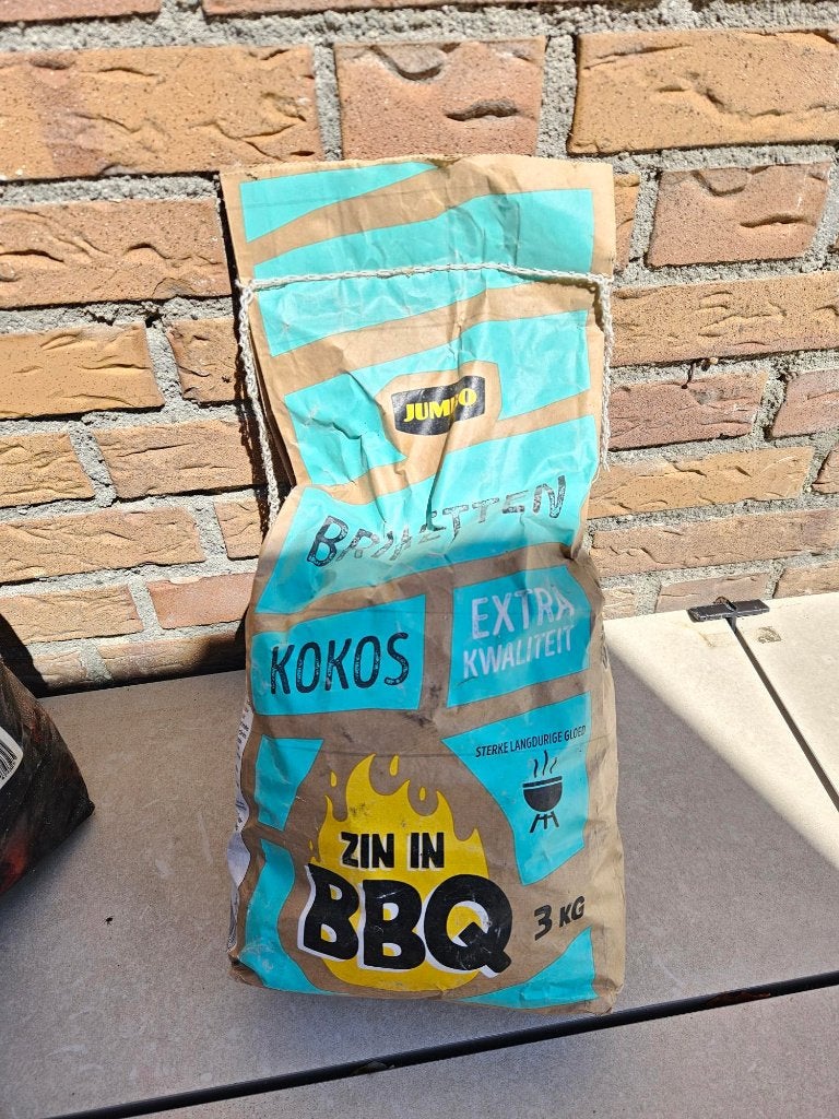 Briketten (Tegen elk aannemelijk bod), Ophalen, Zo goed als nieuw