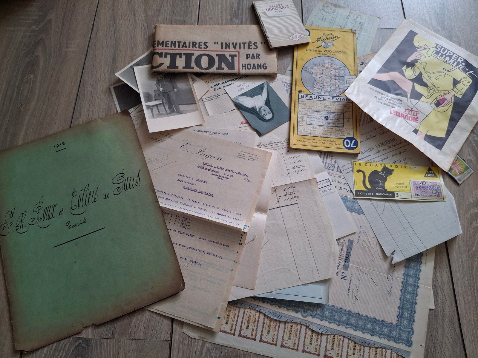Diverse verzameling van oude documenten en efemera, Verzamelen, Ophalen of Verzenden