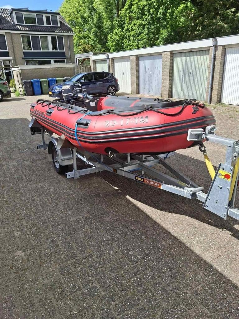 Quicksilver met Evinrude 25 pk en trailer in nieuwstaat, Watersport en Boten, Rubberboten, Ophalen