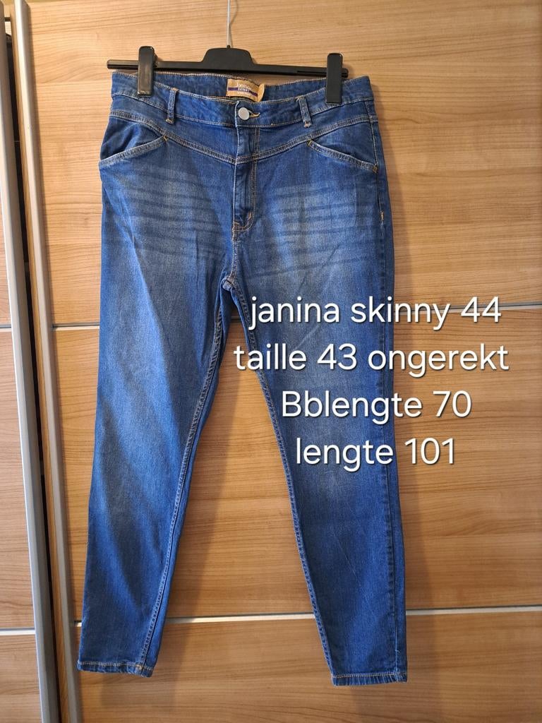 Janina skinny jeans blauw maat 44, Kleding | Dames, Spijkerbroeken en Jeans, Blauw, Ophalen of Verzenden, Zo goed als nieuw, W33 - W36 (confectie 42/44)