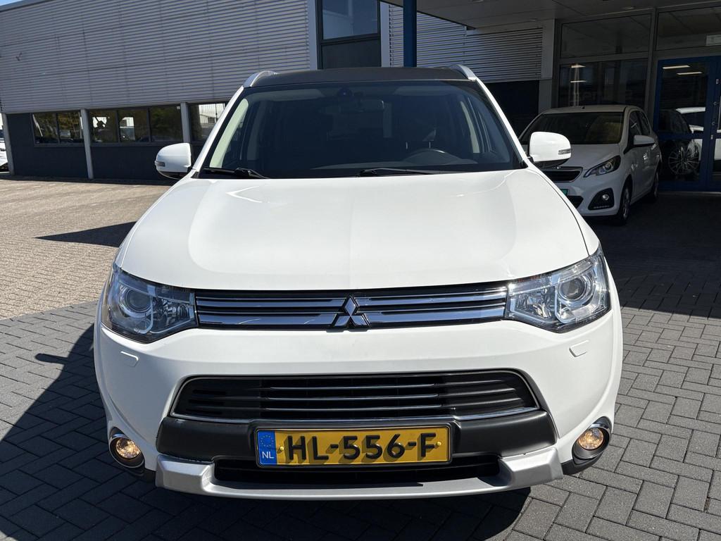 Mitsubishi Outlander 2.0 PHEV Executive Edition | 4WD | Trek, 1998 cc, Euro 6, 4 cilinders, Leder en Stof