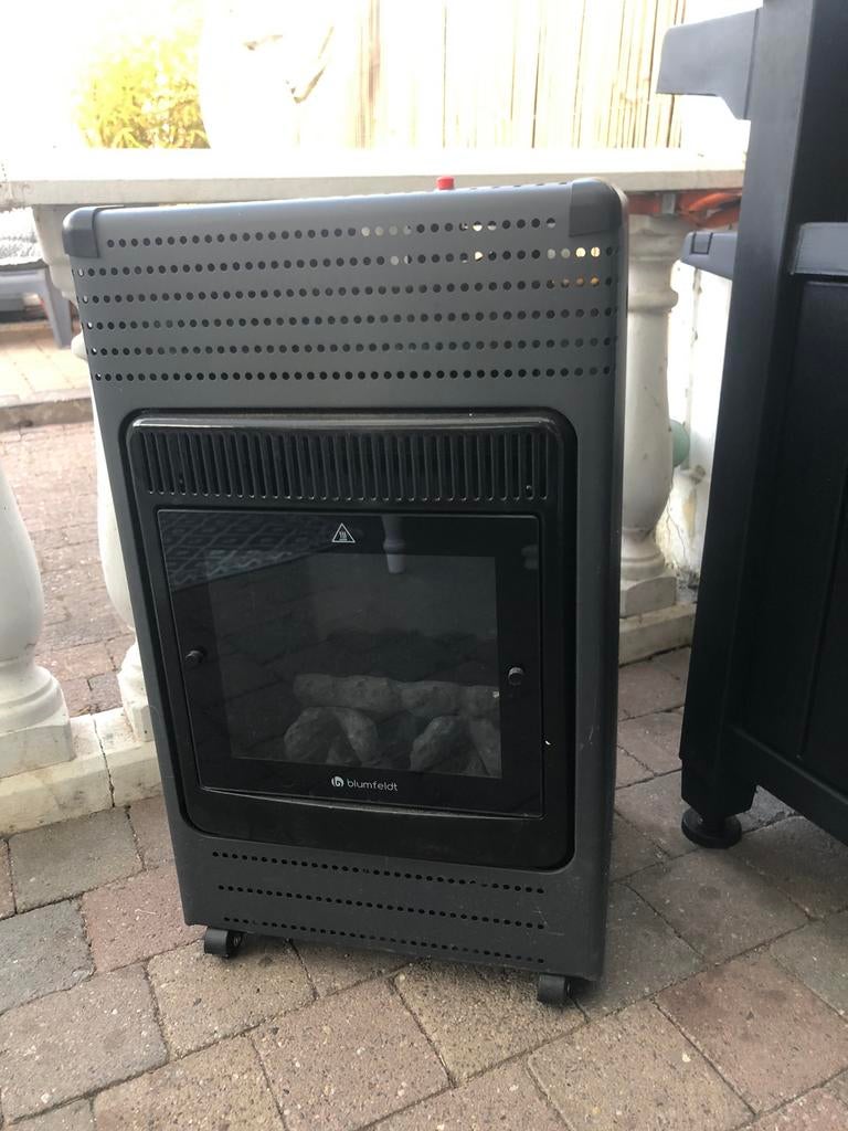 Kachel op propaan of butaan., Huis en Inrichting, Kachels, Gebruikt, Gas, Ophalen of Verzenden, Vrijstaand