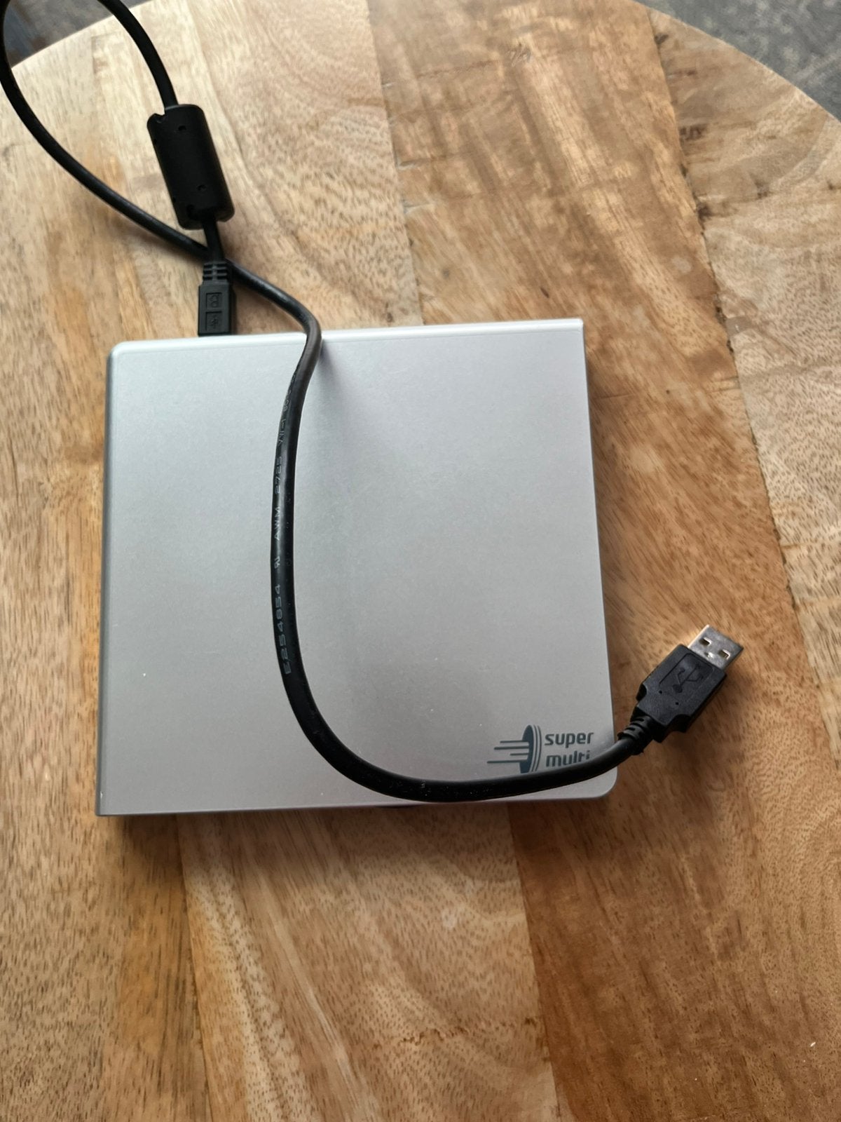 Externe DVD/CD-brander, Computers en Software, Optische drives, Ophalen of Verzenden, Zo goed als nieuw, Windows, Extern