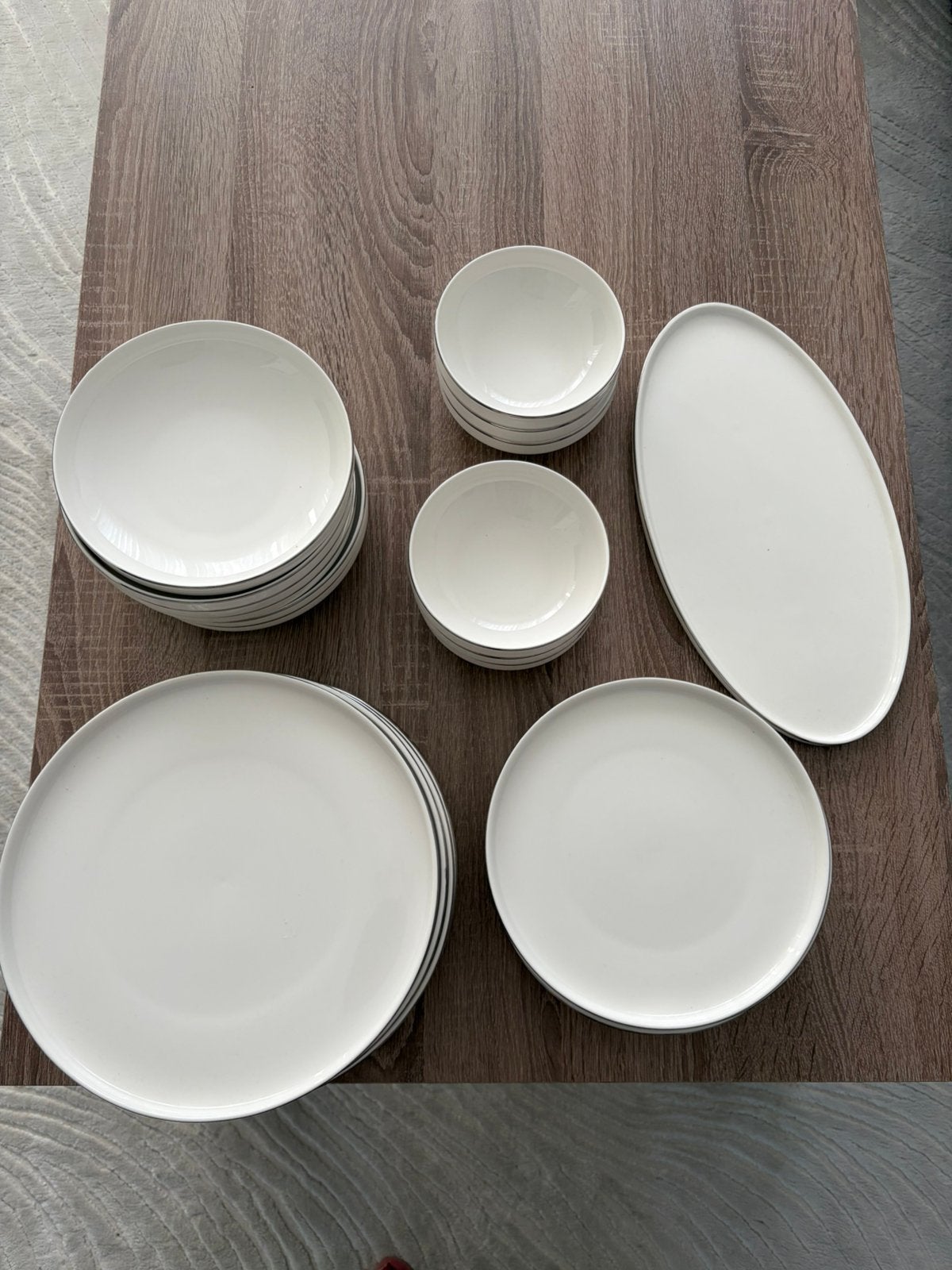 Compleet servies, Ophalen, Zo goed als nieuw, Porselein, Overige stijlen