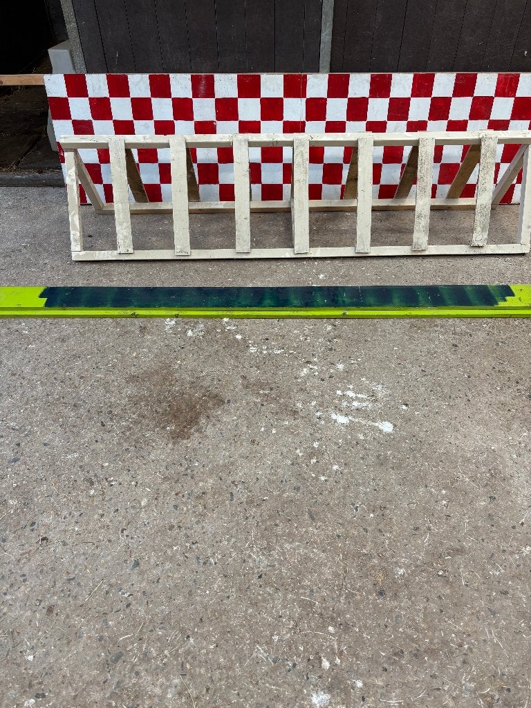 springmateriaal, Toebehoren