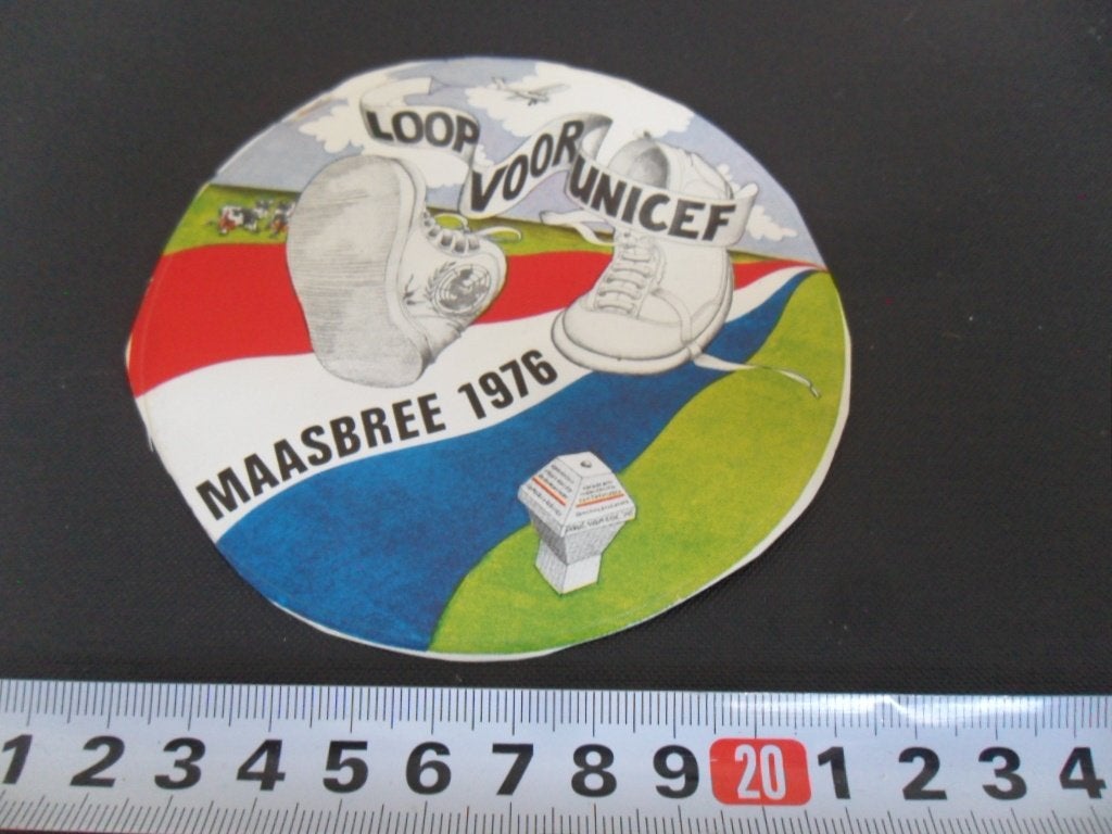 sticker Maasbree 1976 Loop voor UNICEF, Verzamelen, Ophalen, Zo goed als nieuw