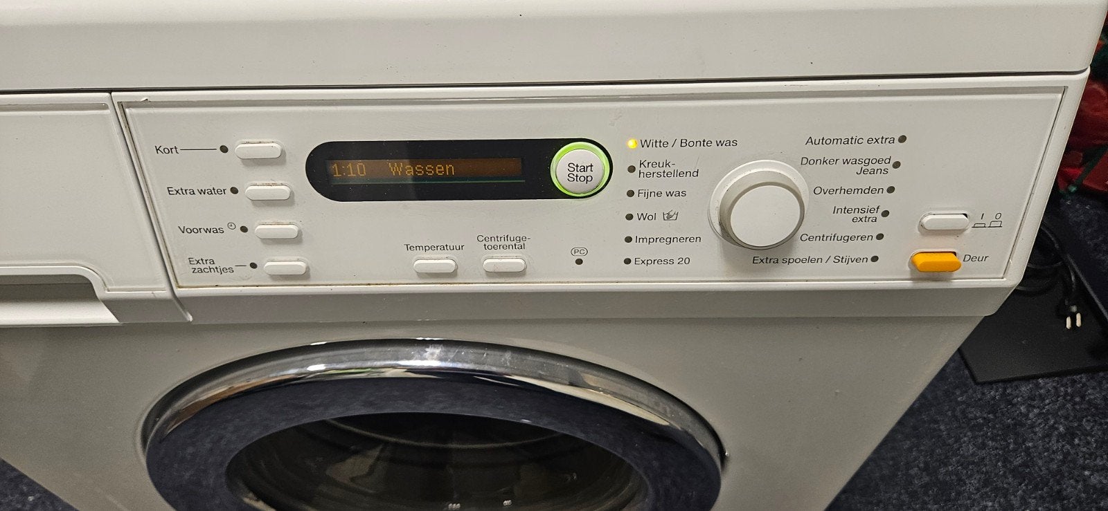 Foto 3 van Miele W5723 Wasmachine 7kg 1200 toeren - Zo goed als nieuw