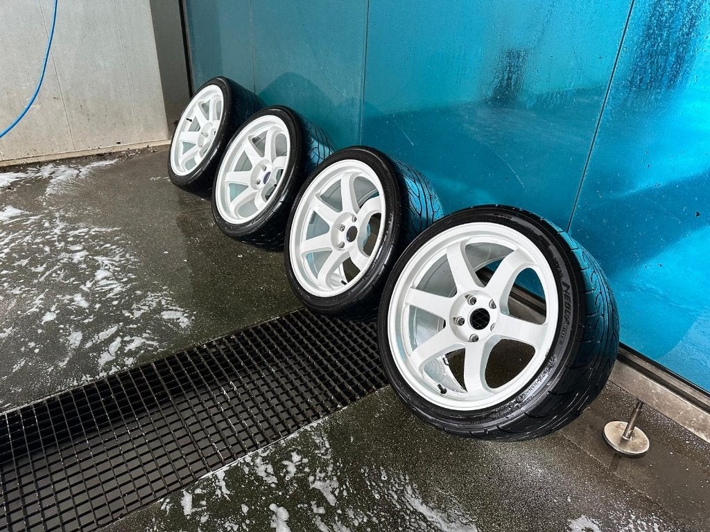 Rota Grid - 18 inch - 5x114.3 9.5j ET20, Auto-onderdelen, Banden en Velgen, Ophalen, 18 inch, Gebruikt, 255 mm