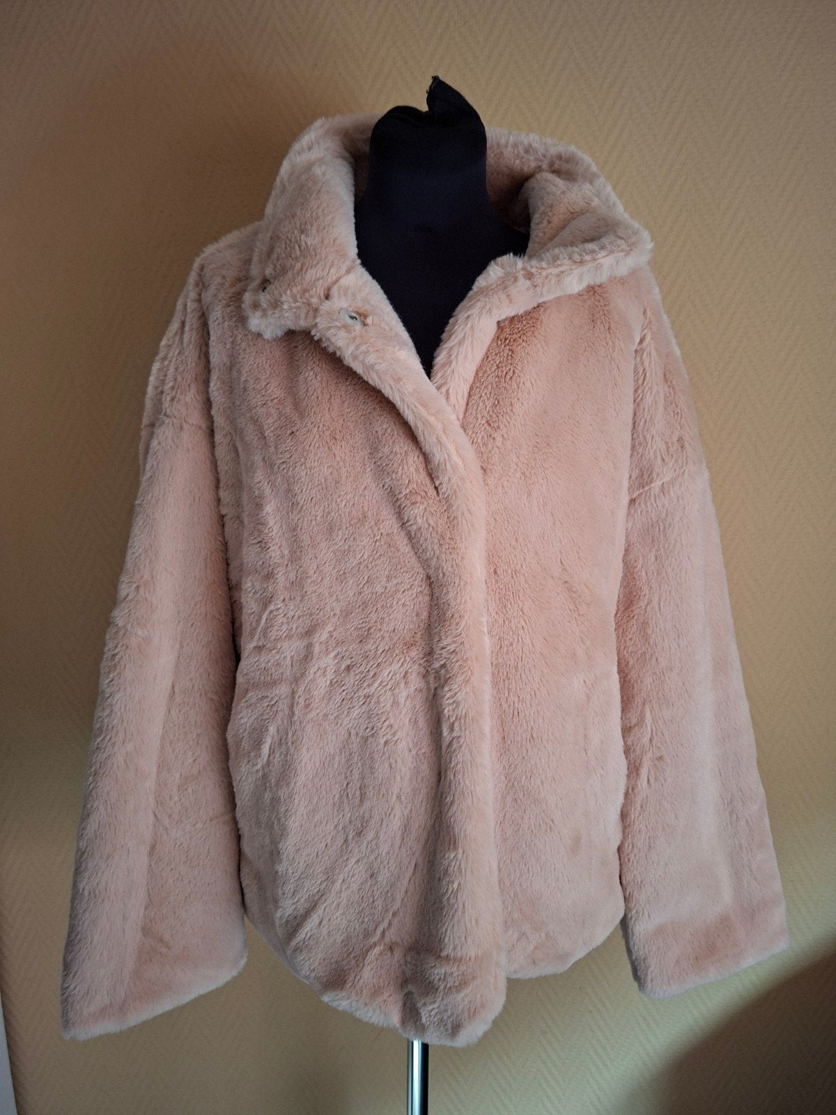 Heerlijk zachte Faux Fur jas - Maat XL, Ophalen of Verzenden, Zo goed als nieuw, Maat 46/48 (XL) of groter, Roze