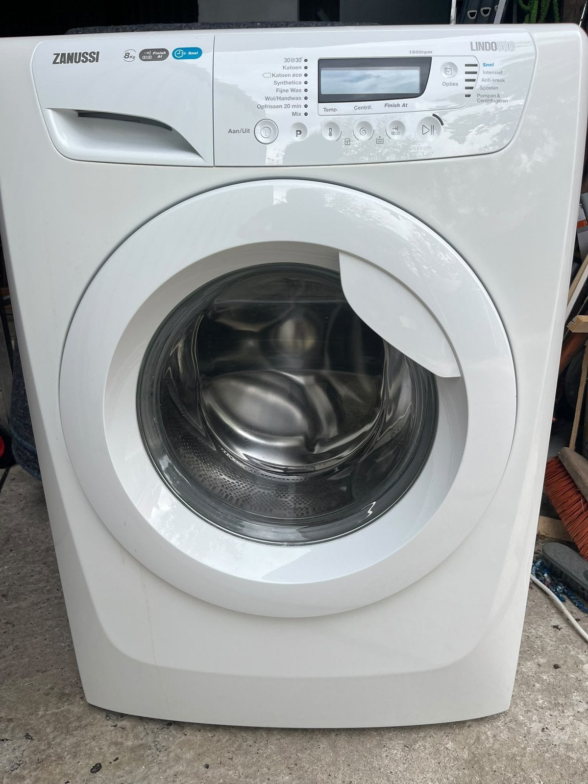 Goed functionerende Zanussi Lindo500 voorlader wasmachine, Ophalen, Zo goed als nieuw, 1200 tot 1600 toeren, 85 tot 90 cm
