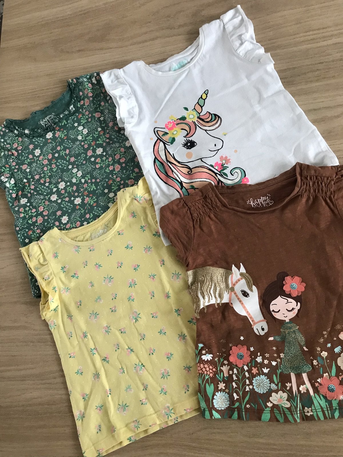 4 t-shirtjes maat 98 (per stuk €2), Kinderen en Baby's, Kinderkleding | Maat 104, Ophalen of Verzenden, Zo goed als nieuw, Meisje