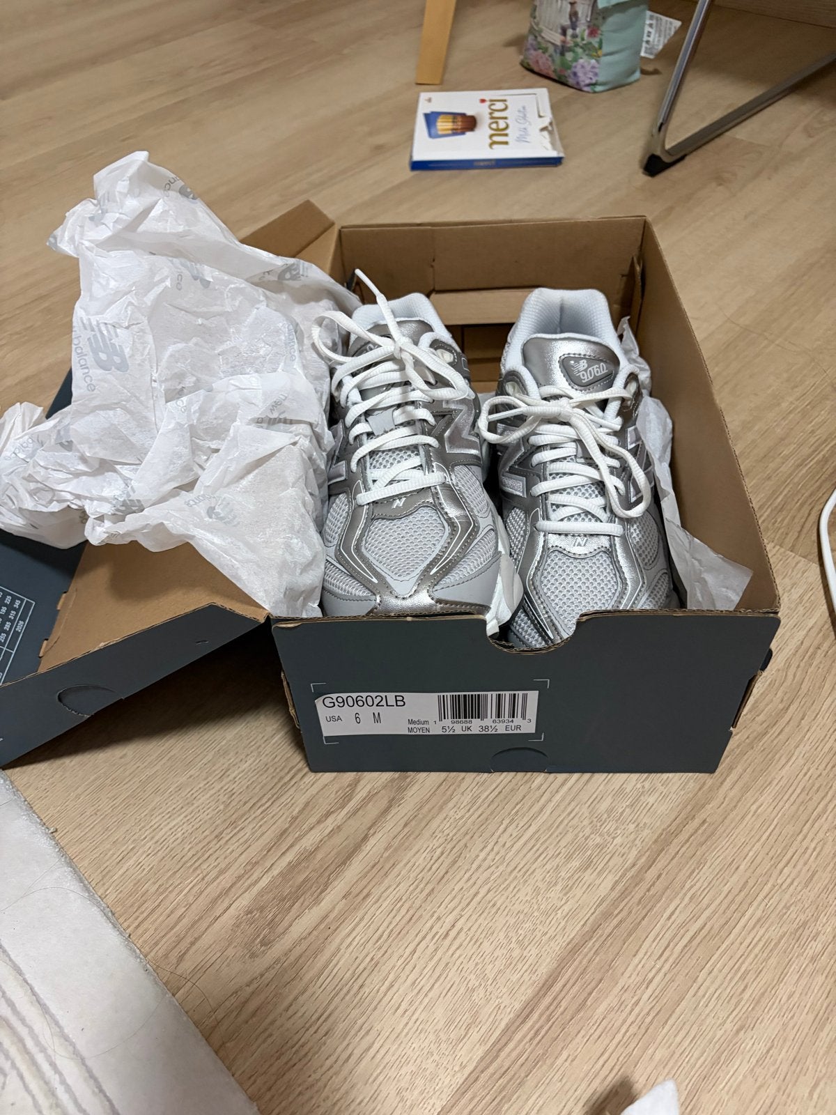 New Balance 9060LB Sneakers - Zilver/Grijs - Maat 38.5, Ophalen of Verzenden, Nieuw, Grijs, Sneakers of Gympen